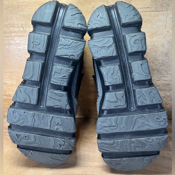 On CloudAway REFLECTIVE Womens Size 8 Running Shoes Sneakers Black Gray - Picture 8 of 12